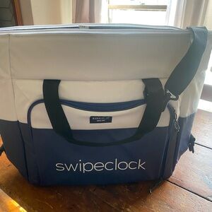 Igloo Two-Tone Blue and White Duffel Cooler Bag